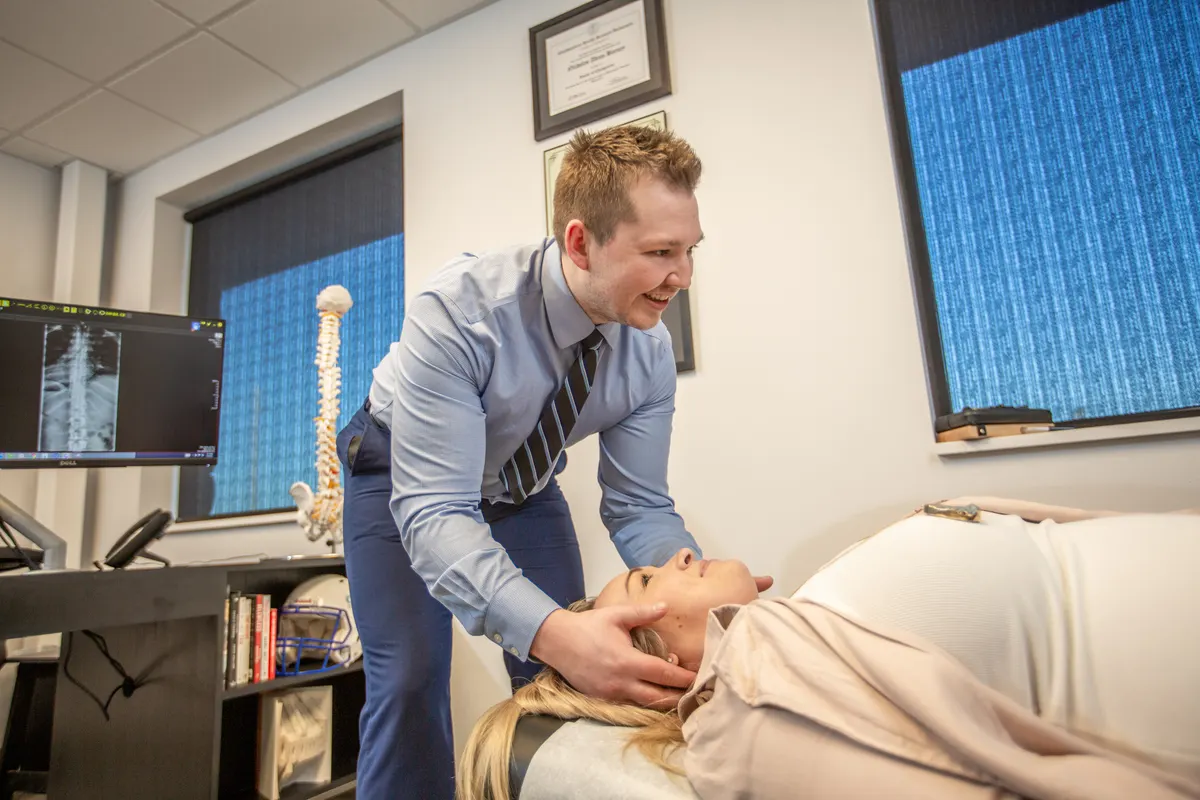 How a Chiropractor Evaluates Your Neck Pain